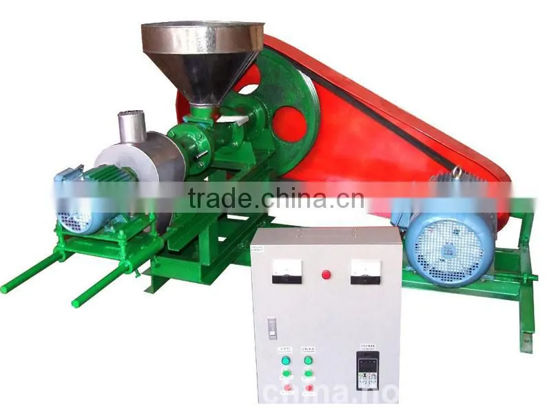 Sold worldwide in stock chicken feed pellet machine