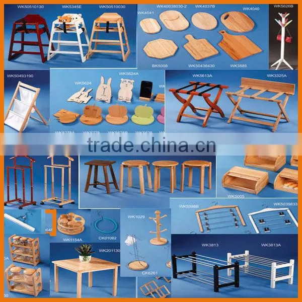 Luggage holding wood rack