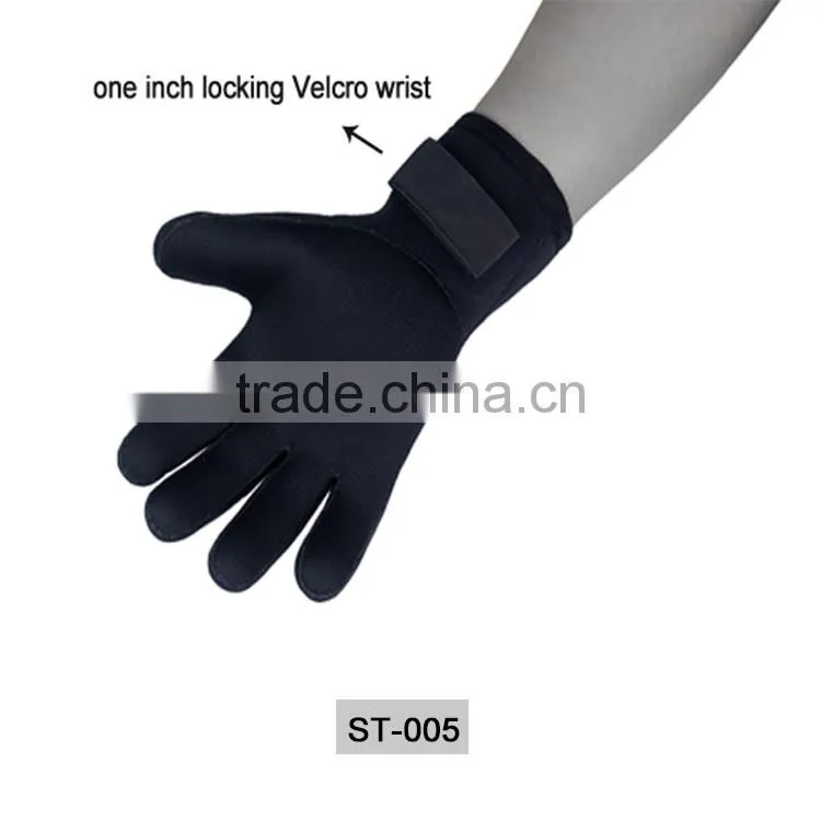 Waterproof back leather palm armara hand gloves
