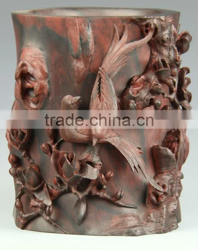 wood carving,"The mother love"