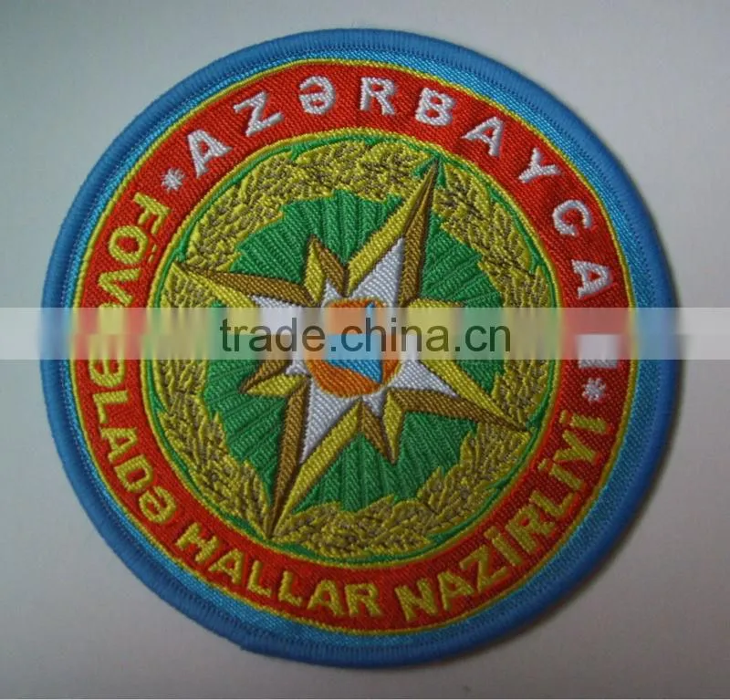 Customized custom clothing labels