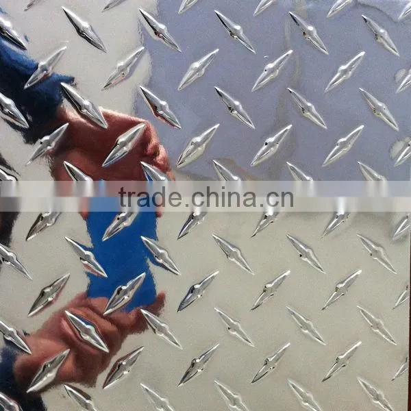 aluminum two- bar tread plate
