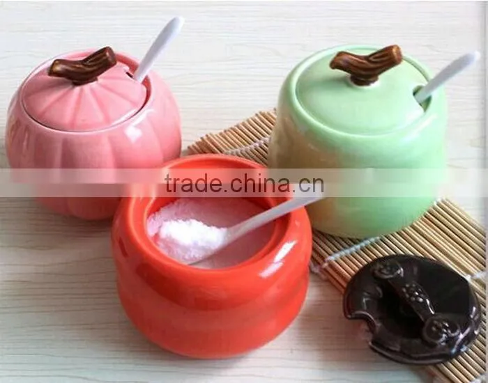 Korea style Healthy used beauty ceramic jar with spoon and lid
