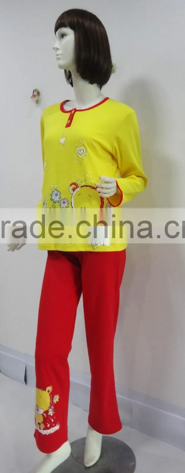 Atmospheric cartoon cute bear round collar pajamas women