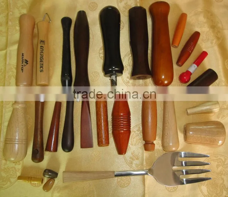 Wooden handle shovel