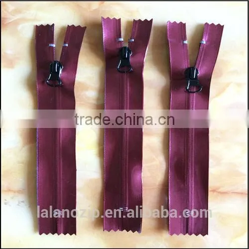 wholesale zippers in rose wine color for fashion dress with OEKO-TEX CARTIFIED