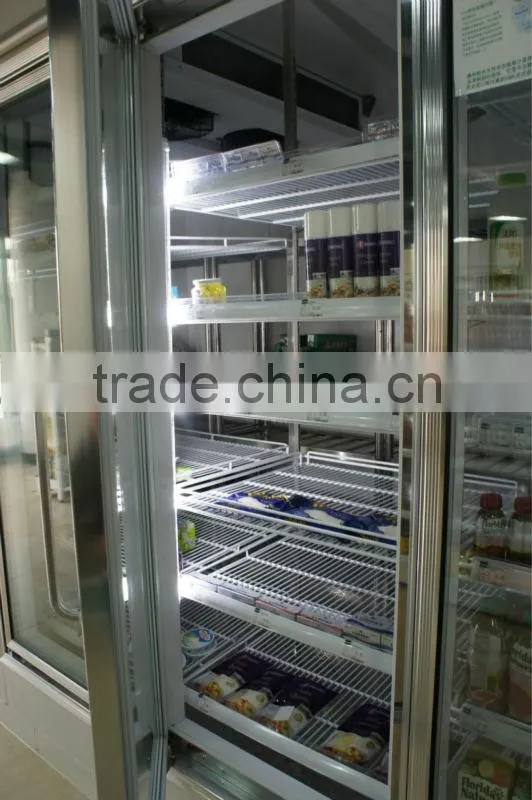 Walk in cold storage display rooms for drinks, diary products in supermarket