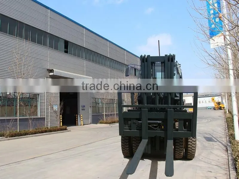Heavy Duty 5 ton Rough Terrain Forklift Truck With Diesel engine