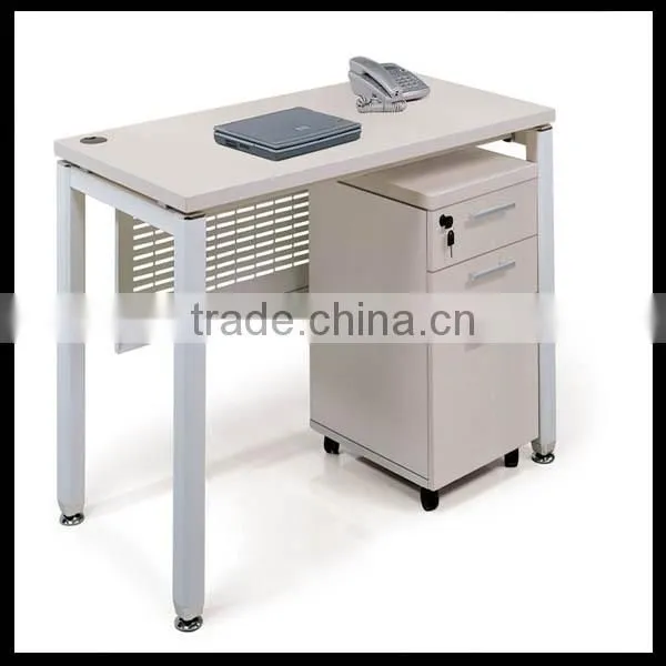 2016 new style office metal leg office desk powder coating white
