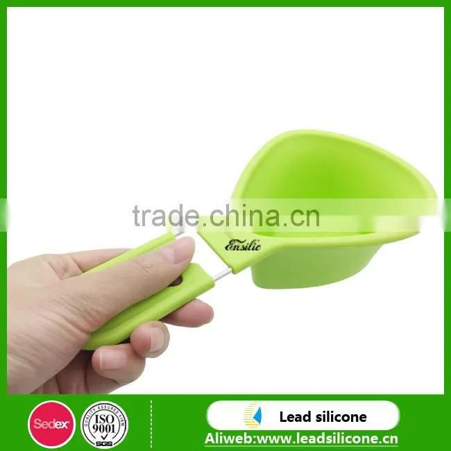 Unbreakable Durable Silicone Heart-shaped Measuring Spoon