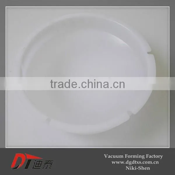 Plastic dome light covers by vacuum forming