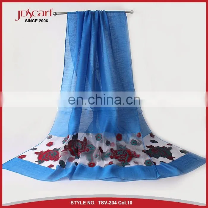 Latest design great quality silk and wool feeling muslim lace scarf fashionable scarf