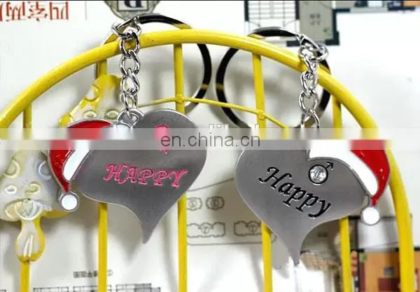 NEW DESIGN COUPLE CHRISTMAS GIFT SANTA HAT KEYCHAIN HEART