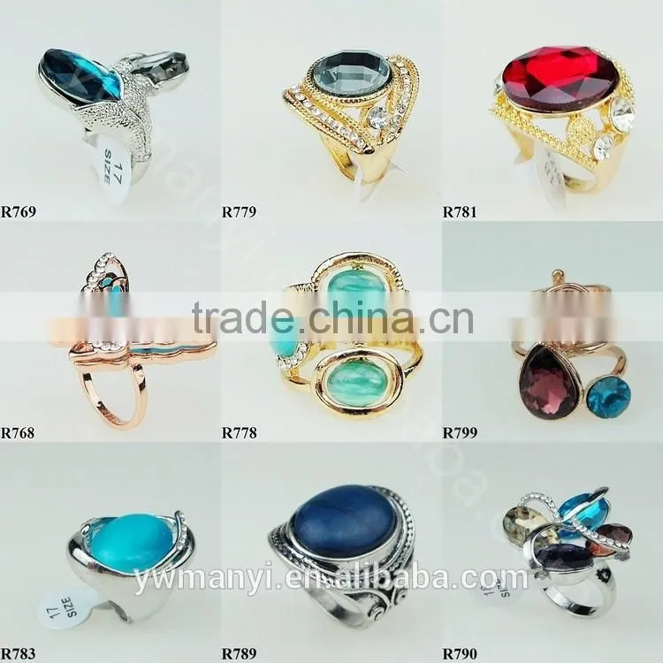 Hot sale crystal ring fashion young plated silver flower ring R814