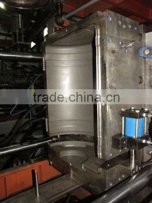 plastic blowing machine traffic products road barrier anti-bump barrel crash cushion