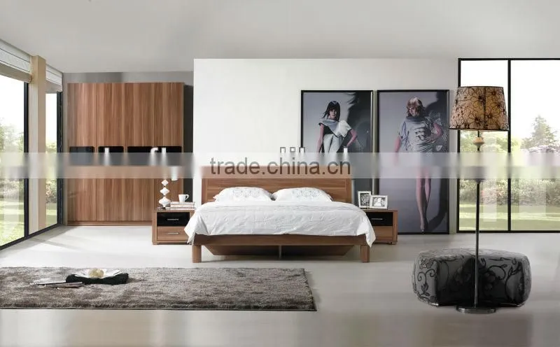 Modern wooden functional 4 door wardrobe