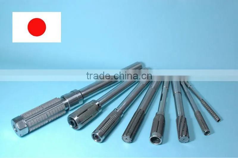 TAKEZAWA's DIAMOND and CBN REAMERS are made of finest diamond purchased from selected diamond dealers.