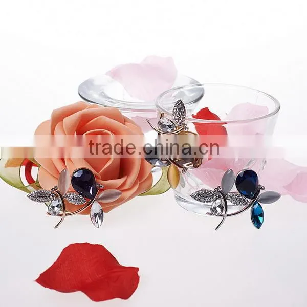 Fashion butterfly winter broach
