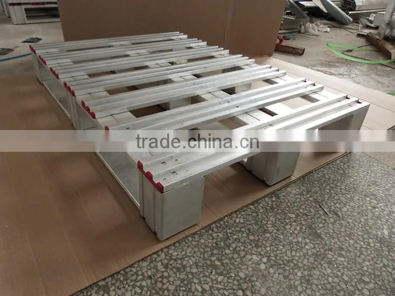 LIGHTWEIGHT HEAVY DUTY ALUMINUM PALLET