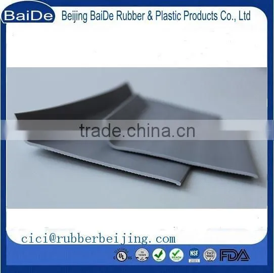 grey skirting board