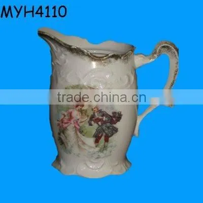 Beautiful decorative porcelian flower vase