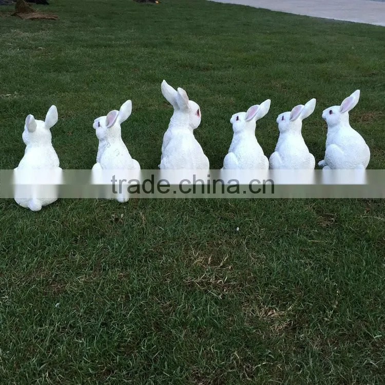 Polyresin rabbit figurine decoration