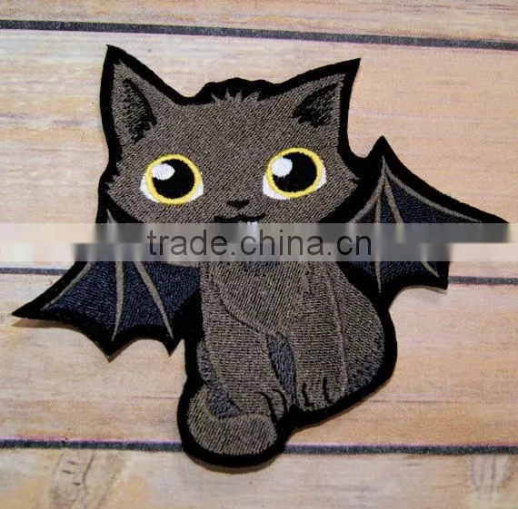 Custom high quality embroidered black cat patch for clothes embroidery patch made in china choose size/color
