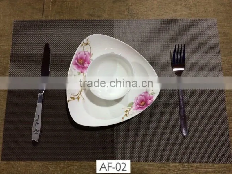 Non-slip PVC Heat Insulation Stain-resistant Woven Mesh Restaurant Placemats