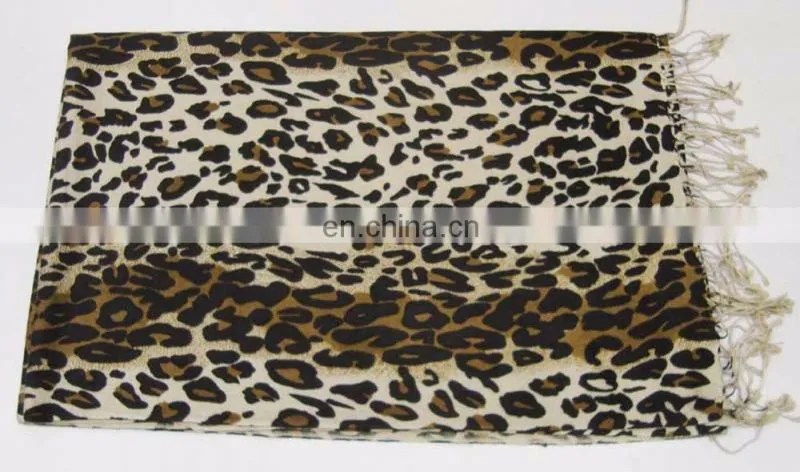 Leopard print scarf with tassels,Animal print silk pashmina wool shawls, Hand-woven, made of 50% silk and 50% pashmina wool
