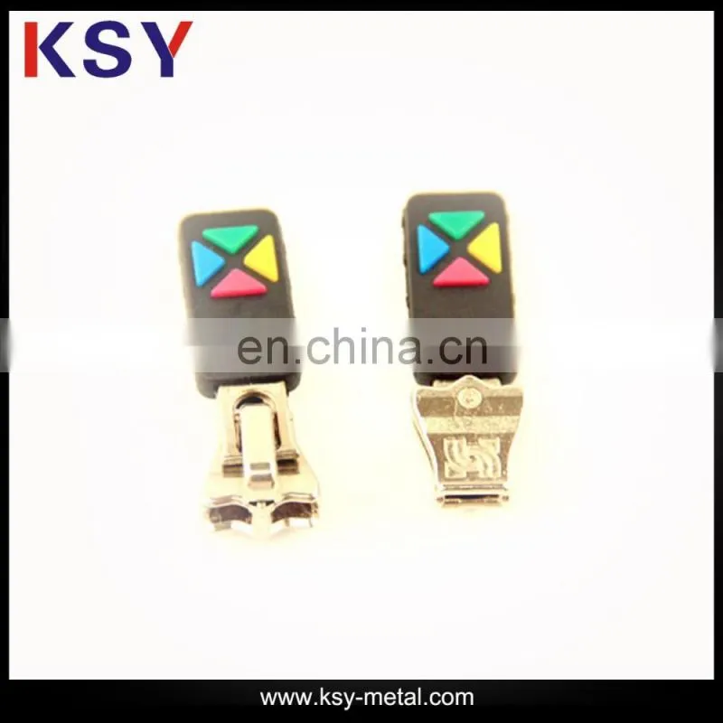 Cheap custom metal zipper puller for bag and garment