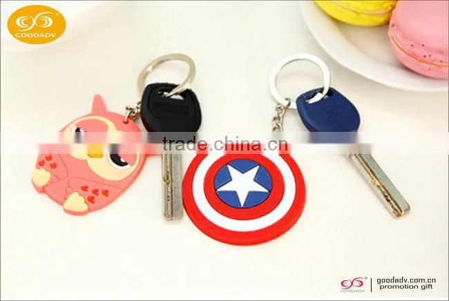 2015 Hot cheap wholesale fashion cartoon design keychain