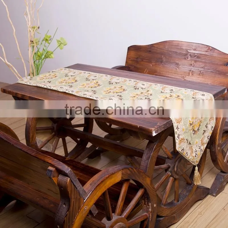 PLUS Indian Silk Table Runner