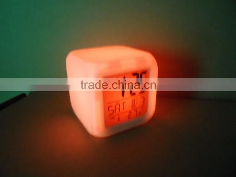 alarm clock with led can change color