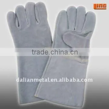 Leather gloves