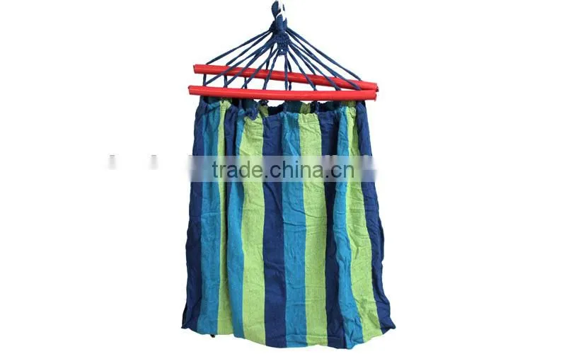 Folding outdoor hammock