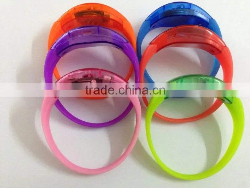 Factory Silicone LED Bracelets , Led Light Bracelets Led Flashing Bracelet , Led Light Wristbands Sound Activated Led Bracelet