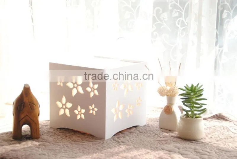 Carved Square Table LED Display Lamp with Flower Shape