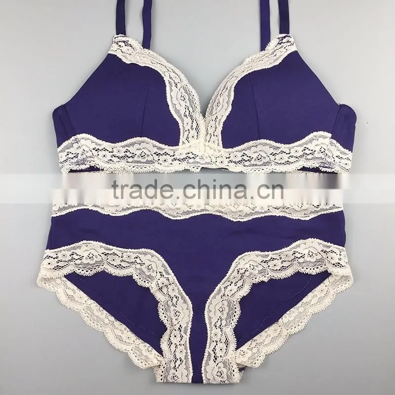 Women Vintage Retro Style Lovely Delicate Lace Crochet Bra and Underwear Set
