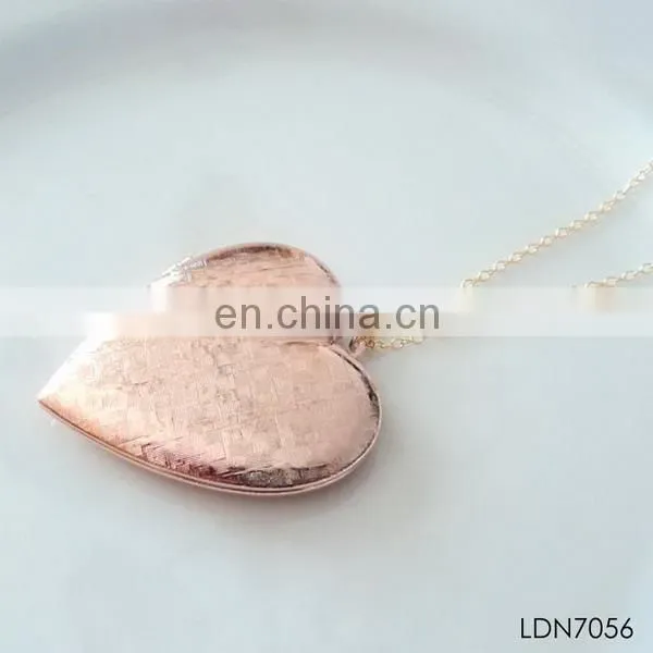Sweety heart Valentine's Day gift cute couple necklace pendant