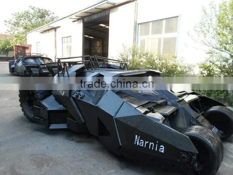 giant iron motif robot car model for holiday