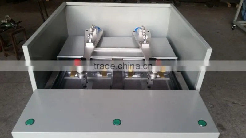 Automatic pocket creasing machine