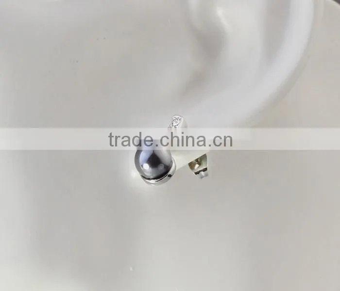 austrian crystal black pearl stud earrings