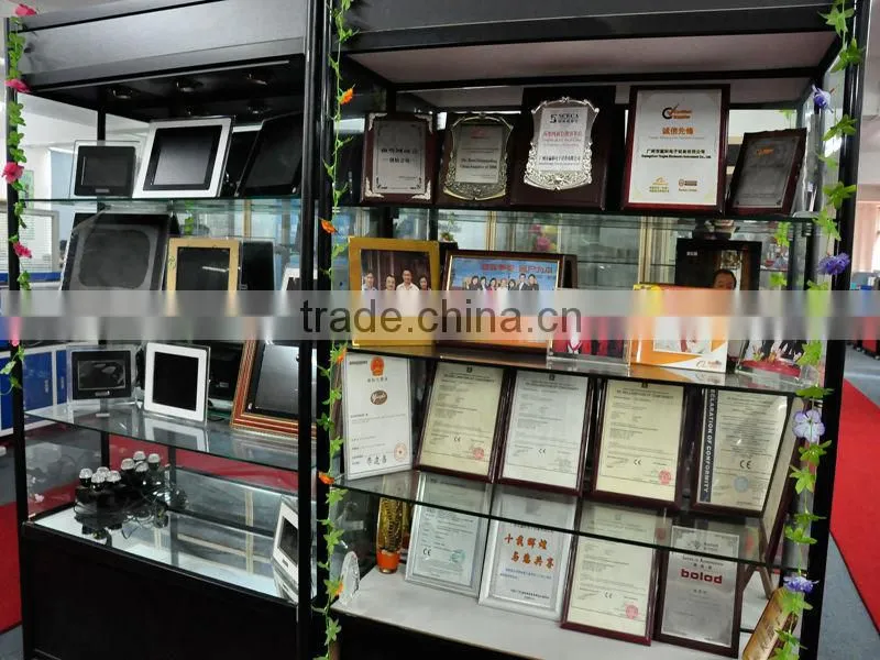 YHX-540B High-performance engraving and milling machine