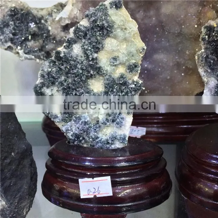 Natural Mineral Ore Stone Crystal Ornaments
