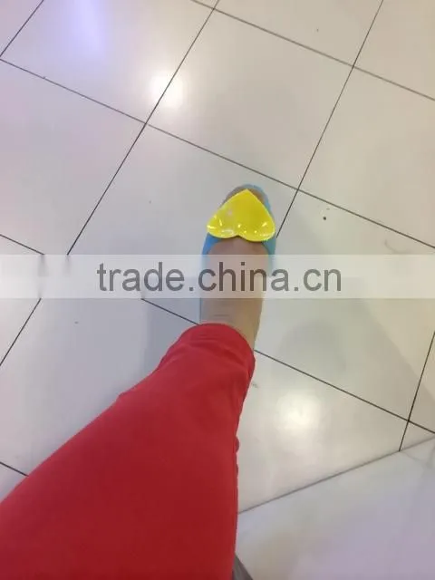 Free Shipping Summer Beach Jelly Sandal Heart gladiator sandals women Fish Toe Woman Flat Crystal Flip-flop Sandals