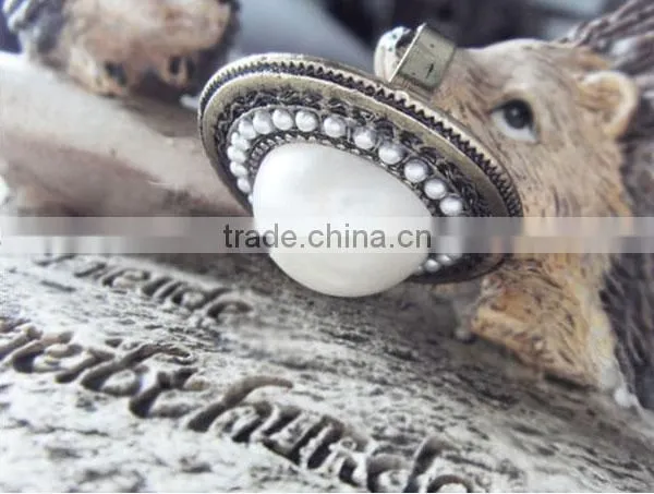 Bohemia Style Round Big White Pearl Antique Bronze Plated Ring