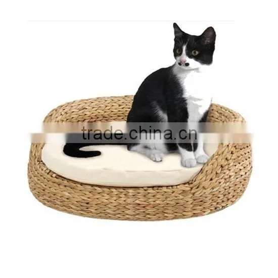 Wholesale dog supply multi designs natrual straw woven bed for dog