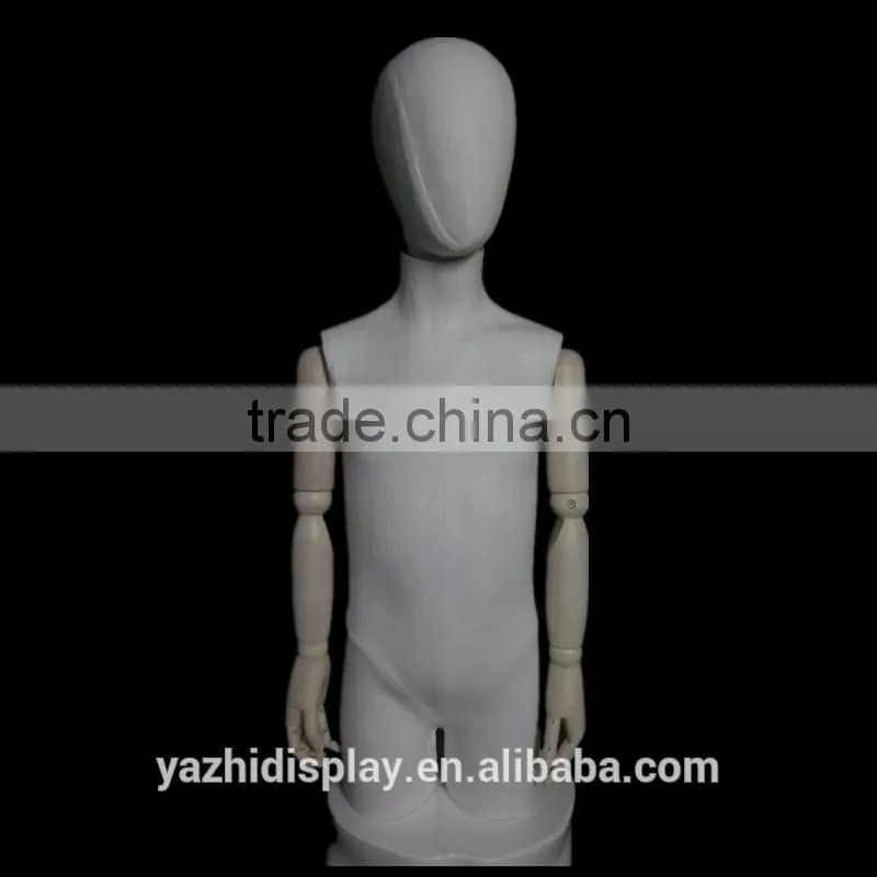PlastIc full body of child mannequin for window display