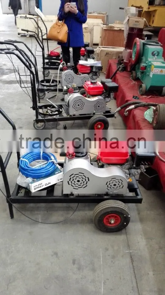 Hand-push road marking machine