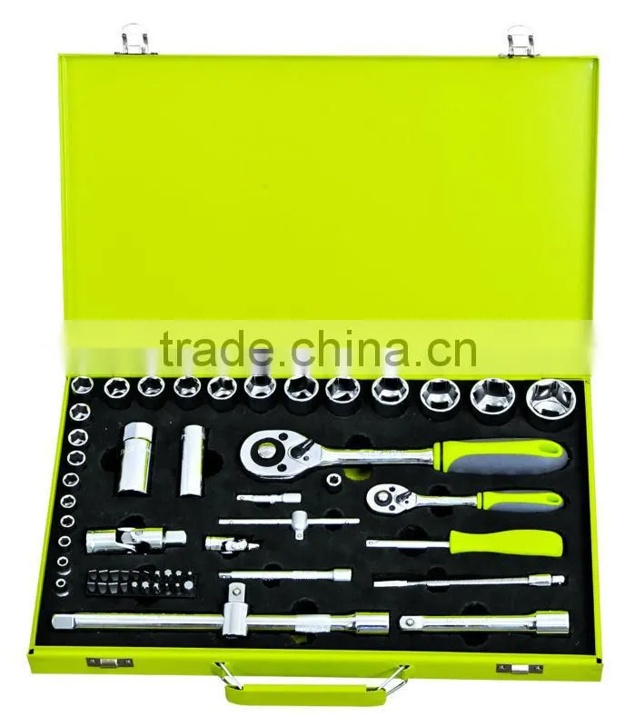 CF598702 56cs 1/4" & 1/2"drive socket and ratchet handle set